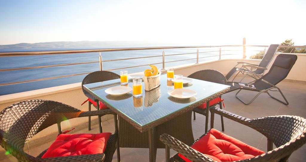 Apartments Mediterranea With Heated Pool Pisak Extérieur photo